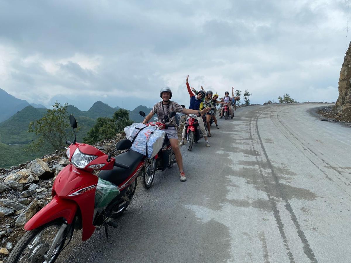 Hg Hostel Provide Tours & Motorbikes Ха Жианг Екстериор снимка