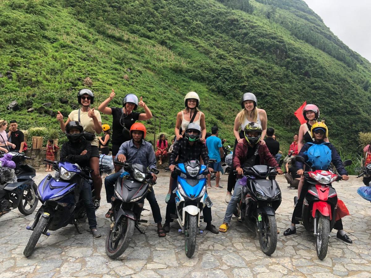 Hg Hostel Provide Tours & Motorbikes Ха Жианг Екстериор снимка